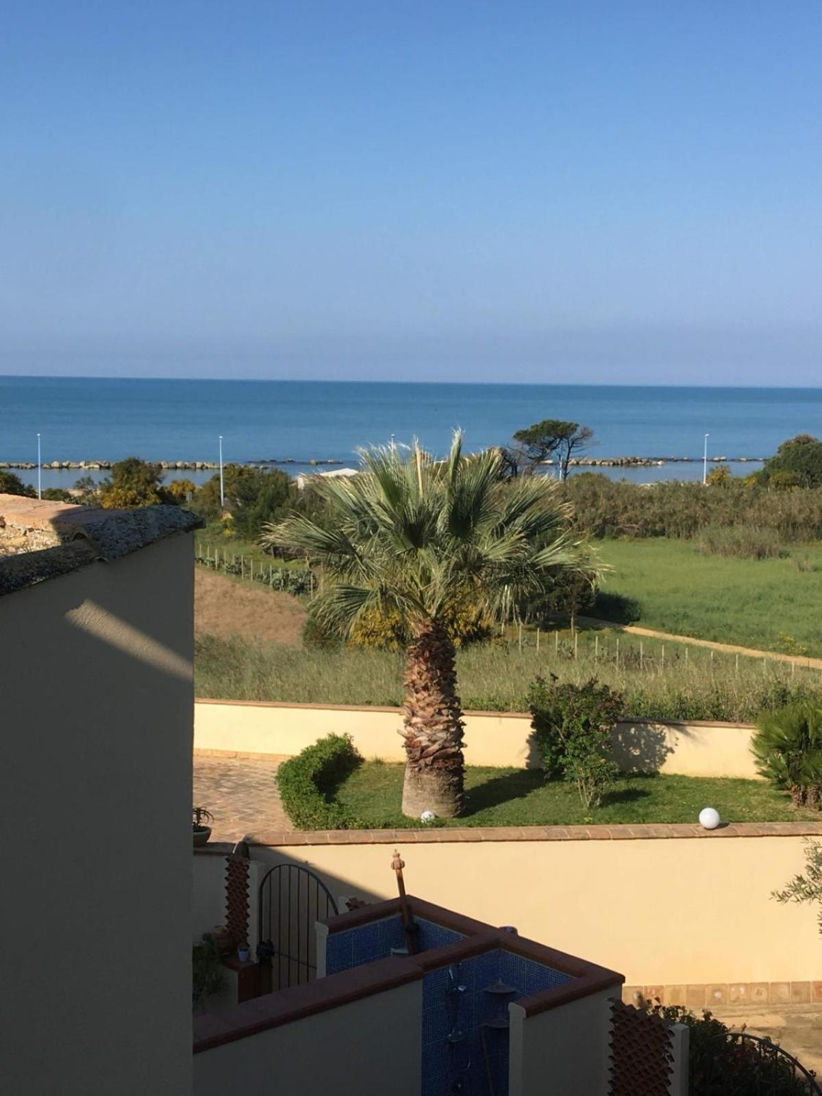 Appartamento Domus Mare Luxury San Leone Esterno foto